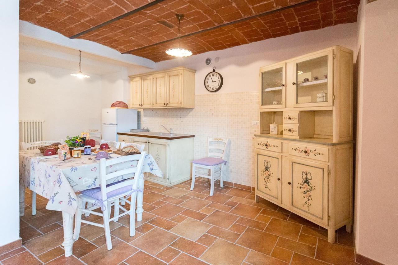 לינה וארוחת בוקר Lu (Piedmont) Domus Amica מראה חיצוני תמונה