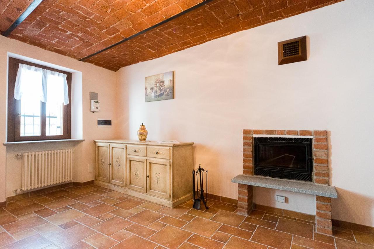 לינה וארוחת בוקר Lu (Piedmont) Domus Amica מראה חיצוני תמונה
